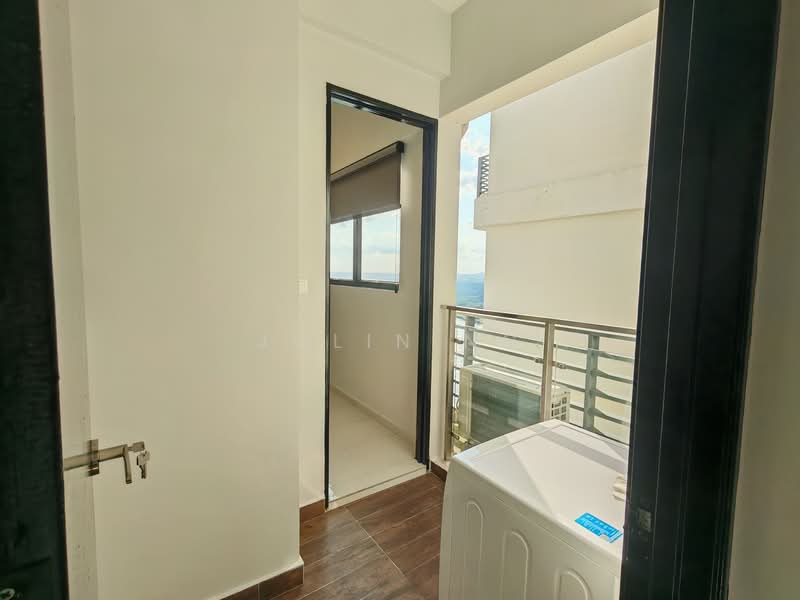 Kondominium untuk Dijual di Kings Bay @ Country Garden Danga Bay - Jolin Ng - Balcony - PropertyGuru.com.my