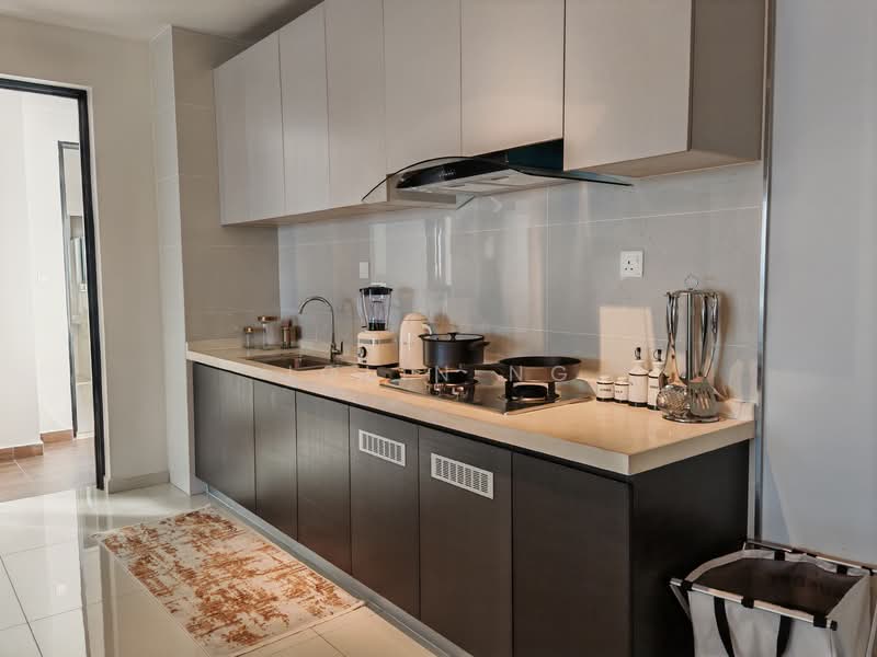 Kondominium untuk Dijual di Kings Bay @ Country Garden Danga Bay - Jolin Ng - Kitchen - PropertyGuru.com.my
