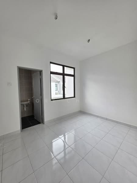 2-storey Terraced House for Sale in Taman Austin Duta (Tebrau) - Tori Cheon - Interior - PropertyGuru.com.my