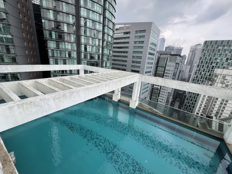 Parkview Service Apartment untuk Untuk Dijual - RM 440,000, Mac 2026 - Pool - PropertyGuru.com.my