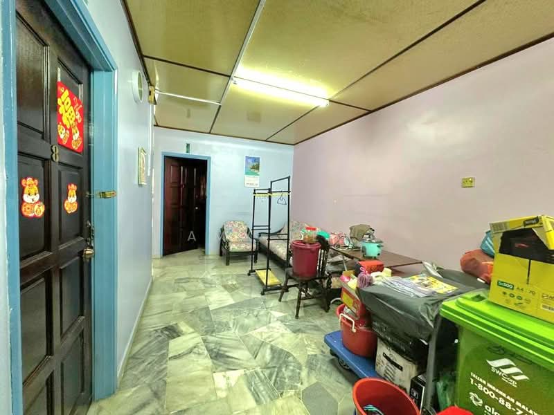 Semi-Detached House for Sale in Taman Bukit Bendera (Mentakab) - Amy Lew - Corridor - PropertyGuru.com.my
