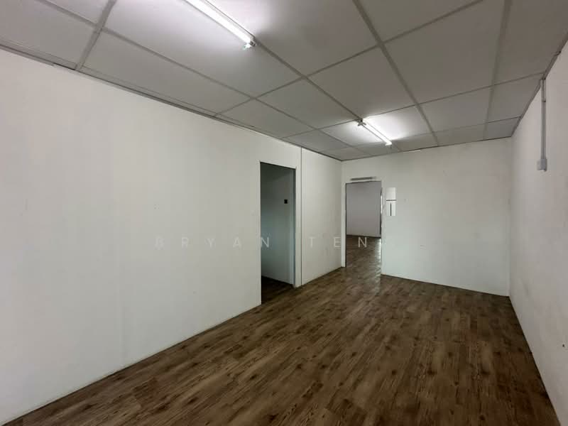 Shop / Office for Rent in Raja Uda (Butterworth) - Bryan Teng - Interior - PropertyGuru.com.my