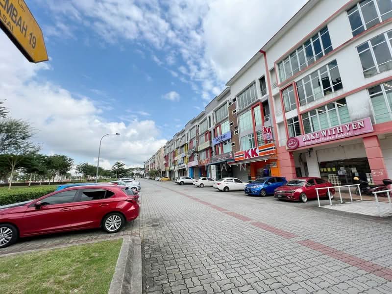 Shop for Sale in Bandar Seri Alam (Masai) - Ace Tan - Exterior - PropertyGuru.com.my