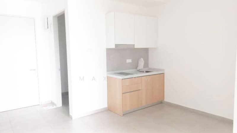 Service Residence for Rent at YOLO Signature Suites - Max Low - Kitchen - PropertyGuru.com.my