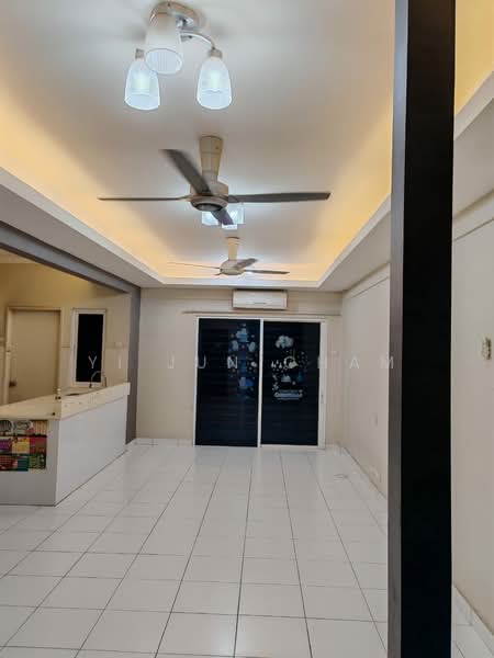 First Residence (Residensi Unggul) untuk Untuk Dijual - RM 430,000, Mac 2026 - Living Room - PropertyGuru.com.my