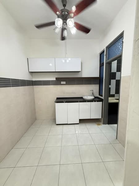 Rumah Teres 2 Tingkat untuk Dijual di Bukit Indah (Iskandar Puteri (Nusajaya)) - Alex Lim - Kitchen - PropertyGuru.com.my