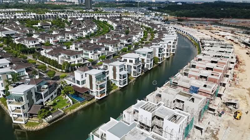 For Sale - Senibong Cove Isola Coast