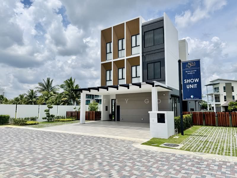 For Sale - Senibong Cove Isola Coast