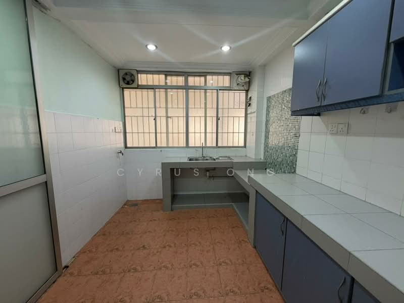 Apartment for Sale at Seri Puri - Cyrus Ong - Kitchen - PropertyGuru.com.my