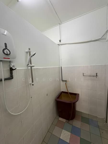 Kepong Baru, Kepong, Taman Petaling, Sri Segambut untuk Untuk Dijual - RM 690,000, Mac 2026 - Bathroom - PropertyGuru.com.my