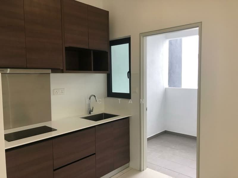 Three33 Residence untuk Untuk Disewa - RM 2,000 /bulan, Mac 2026 - Kitchen - PropertyGuru.com.my