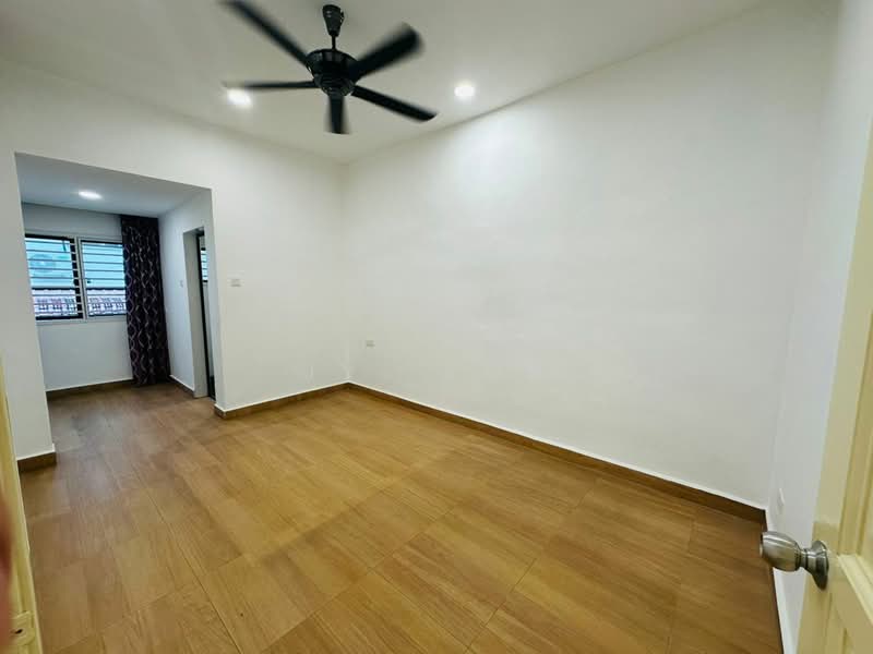 Semi-Detached House for Rent in Johor Bahru (Johor) - JY. KOK - Living Room - PropertyGuru.com.my