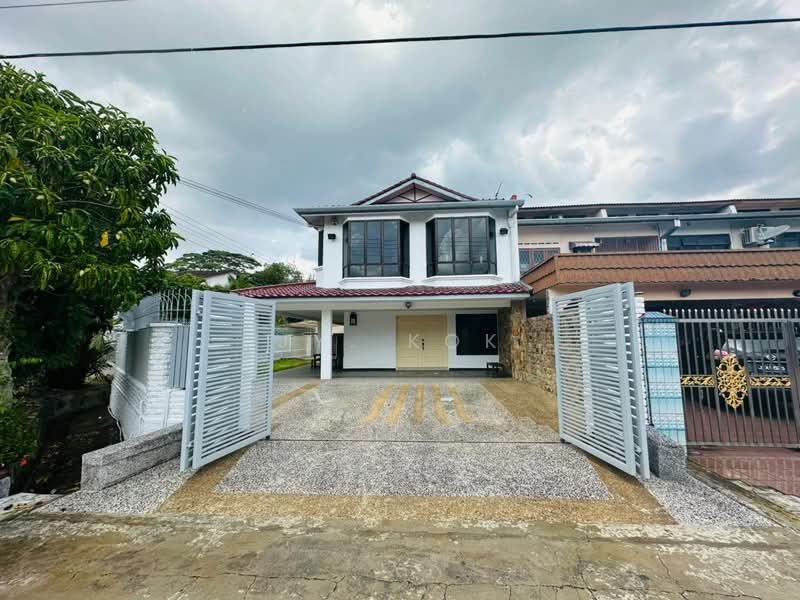 Semi-Detached House for Rent in Johor Bahru (Johor) - JY. KOK - Exterior - PropertyGuru.com.my