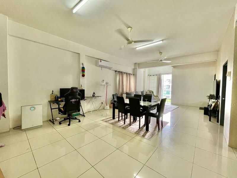 Condominium for Sale at Mahkota Garden - Jessica Tai - Living Room - PropertyGuru.com.my