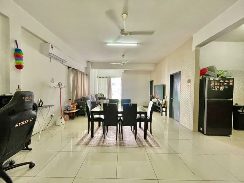 Condominium for Sale at Mahkota Garden - Jessica Tai - Living Room - PropertyGuru.com.my