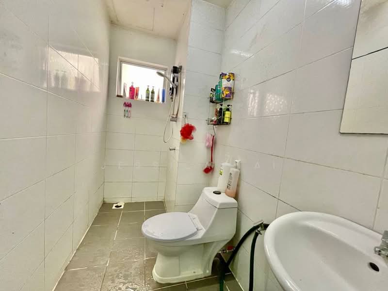 Condominium for Sale at Mahkota Garden - Jessica Tai - Bathroom - PropertyGuru.com.my