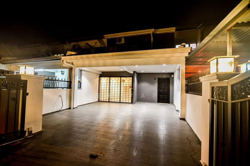 2-storey Terraced House for Sale in Serdang Raya (Seri Kembangan) - Ken Yap - Exterior - PropertyGuru.com.my