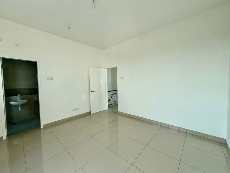 Adda Heights untuk Untuk Dijual - RM 830,000, Apr 2026 - Bathroom - PropertyGuru.com.my