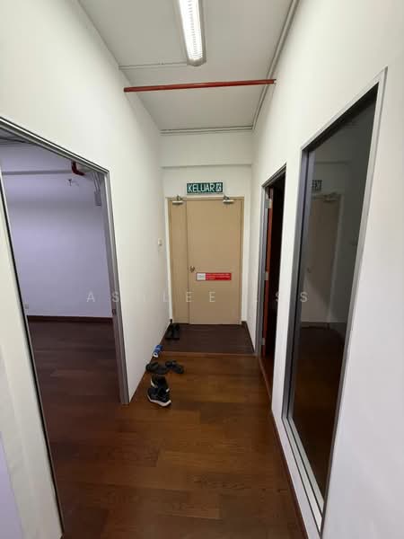 Office for Rent in Ara Damansara (Petaling Jaya) - Ashlee LSS - Corridor - PropertyGuru.com.my