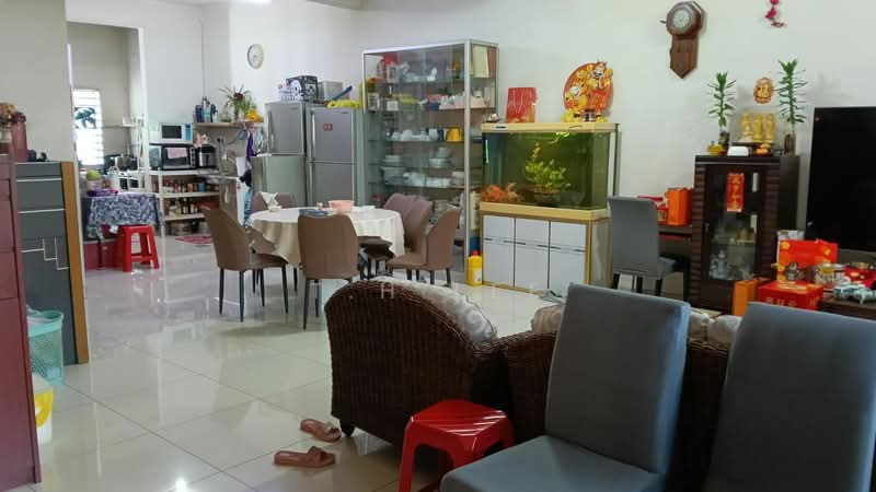 Terraced House for Sale in Bandar Puteri Klang (Klang) - T.H Lee - Living Room - PropertyGuru.com.my