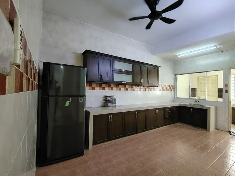Terraced House for Sale in Taman Puchong Hartamas (Puchong) - Joyce Hoo - Kitchen - PropertyGuru.com.my