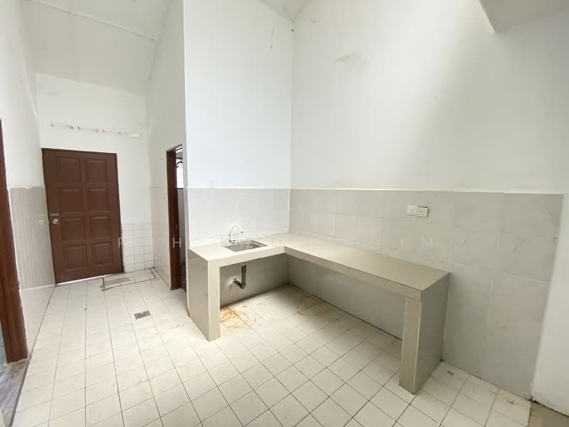 Rumah Teres 1 Tingkat untuk Dijual di Kapar (Selangor) - Poh Keong Lim - Kitchen - PropertyGuru.com.my