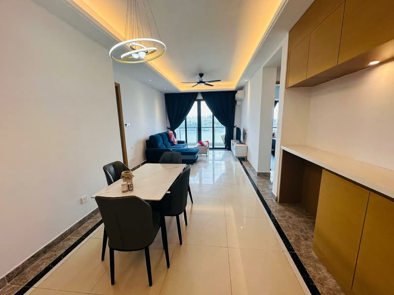 R&F Princess Cove Phase 2-Seine Region untuk Untuk Disewa - RM 2,900 /bulan, Mac 2026 - Living Room - PropertyGuru.com.my