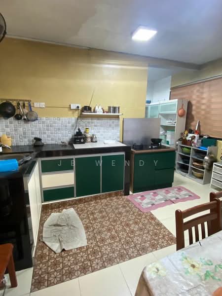 1.5-storey Terraced House for Sale in Taman Pelangi Indah (Ulu Tiram) - JB Wendy - Kitchen - PropertyGuru.com.my
