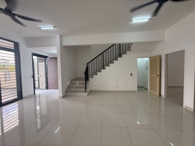 2-storey Terraced House for Rent in Johor Bahru (Johor) - Grace Lau - Living Room - PropertyGuru.com.my