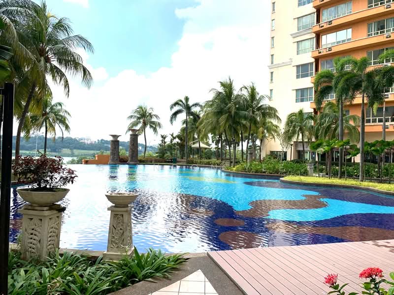 East Lake Residence untuk Untuk Disewa - RM 1,800 /bulan, Mac 2026 - Pool - PropertyGuru.com.my