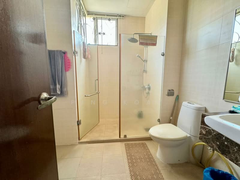 3-storey Terraced House for Sale in Tanjung Bungah (Penang) - Ping Koay - Bathroom - PropertyGuru.com.my
