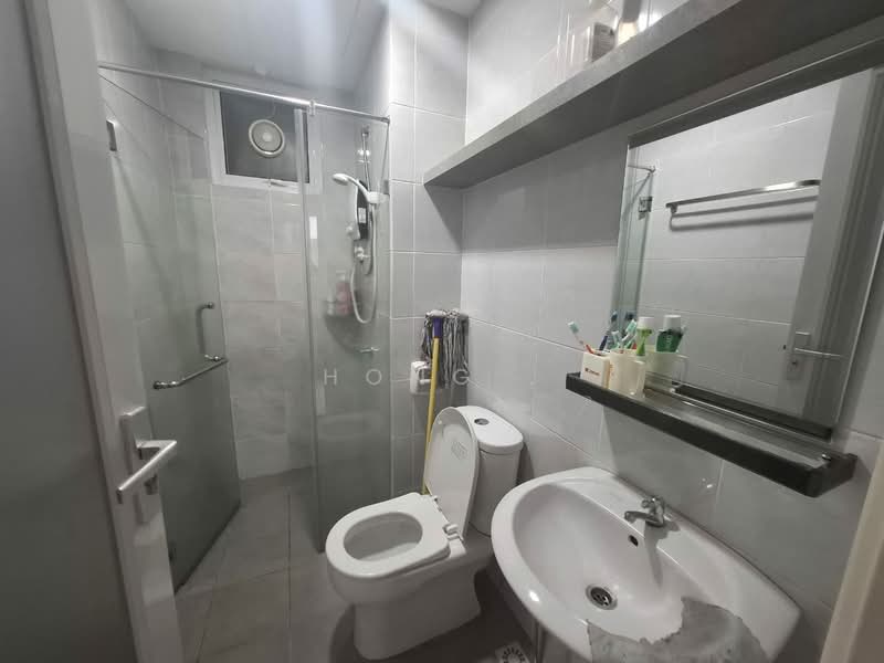 Condominium for Rent at i-Santorini - Hong . - Bathroom - PropertyGuru.com.my