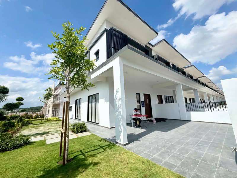 2-storey Terraced House for Sale in Austin Crest (Johor Bahru) - Joan Chia - Exterior - PropertyGuru.com.my