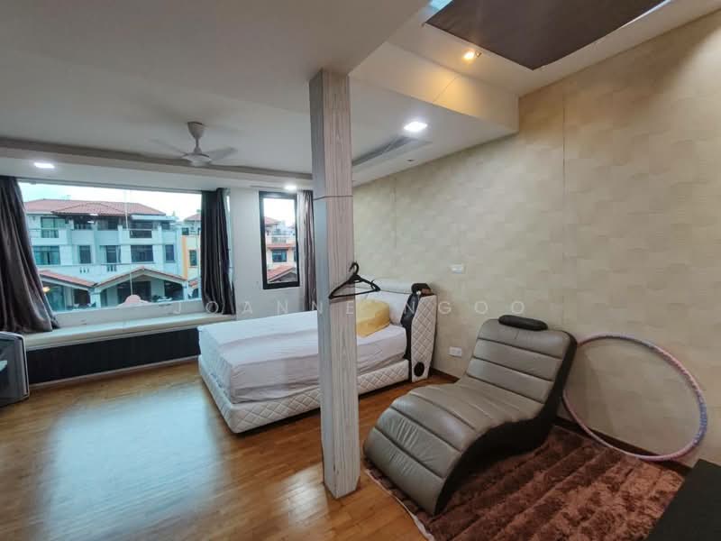 2.5-storey Terraced House for Sale in Taman Sutera Utama (Skudai) - Joanne Ngoo - Bedroom - PropertyGuru.com.my
