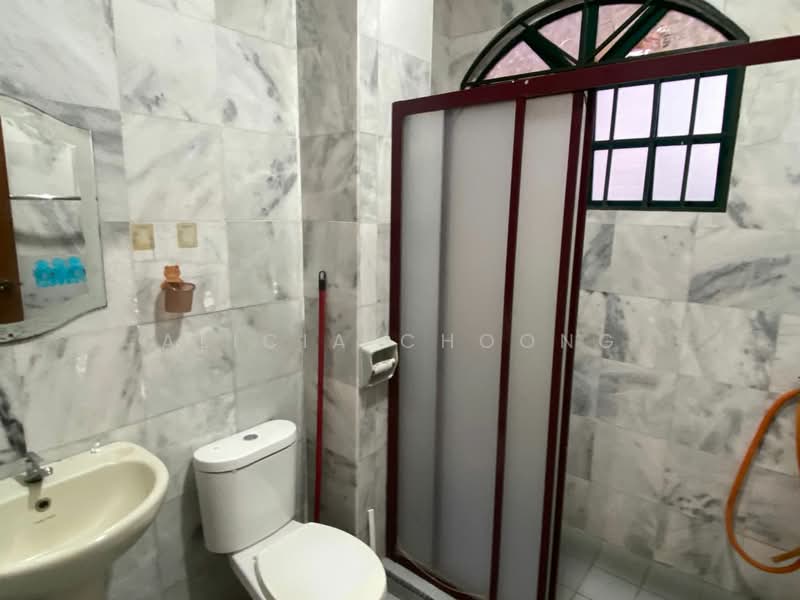 SL7 untuk Untuk Disewa - RM 2,000 /bulan, Mac 2026 - Bathroom - PropertyGuru.com.my