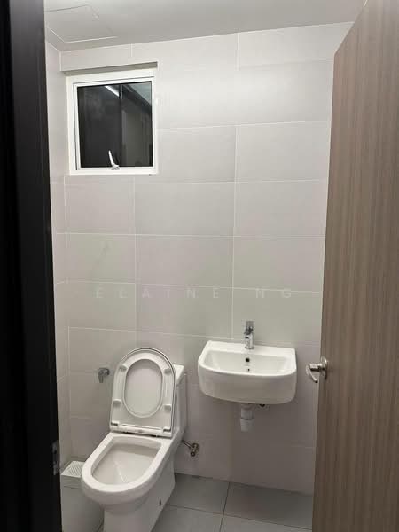 Service Residence for Rent at TRELLIS RESIDENCES - Elaine Ng - Bathroom - PropertyGuru.com.my