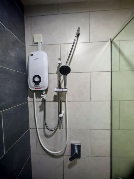 Service Residence for Rent at Paisley @ Tropicana Metropark - Suzanne Ng - Bathroom - PropertyGuru.com.my