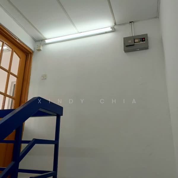 Factory for Rent in Seri Kembangan (Selangor) - Xindy Chia - Entrance - PropertyGuru.com.my