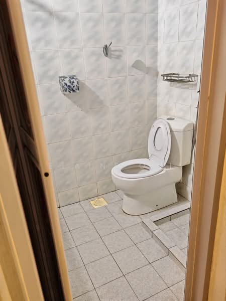 Pearl Garden untuk Untuk Dijual - RM 480,000, Mac 2026 - Bathroom - PropertyGuru.com.my