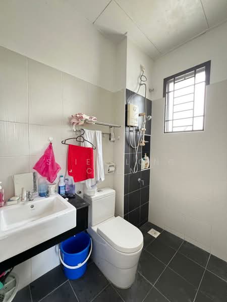 2-storey Terraced House for Sale in Nusa Bayu (Iskandar Puteri (Nusajaya)) - Shieh Long Chen - Bathroom - PropertyGuru.com.my