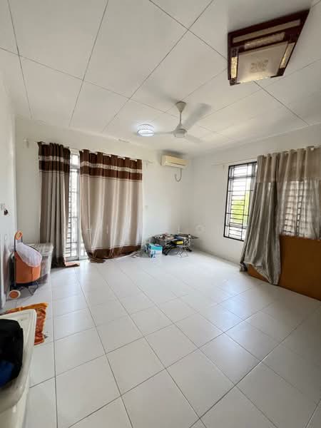 2-storey Terraced House for Sale in Nusa Bayu (Iskandar Puteri (Nusajaya)) - Shieh Long Chen - Living Room - PropertyGuru.com.my