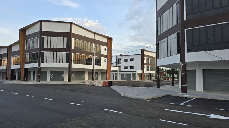 Shop for Rent in Semenyih (Selangor) - Sharon Khong - Exterior - PropertyGuru.com.my