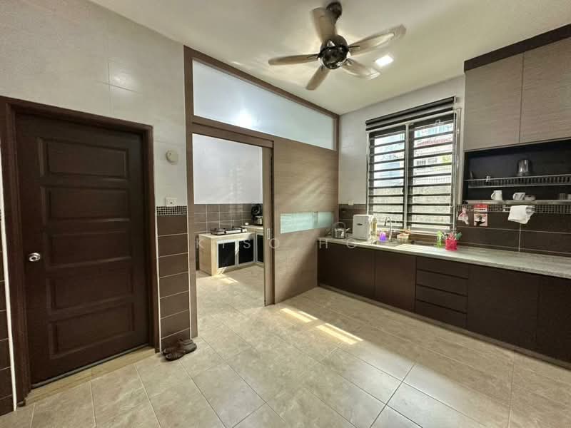 Semi-Detached House for Sale in Johor Bahru (Johor) - Kiso Ho - Kitchen - PropertyGuru.com.my