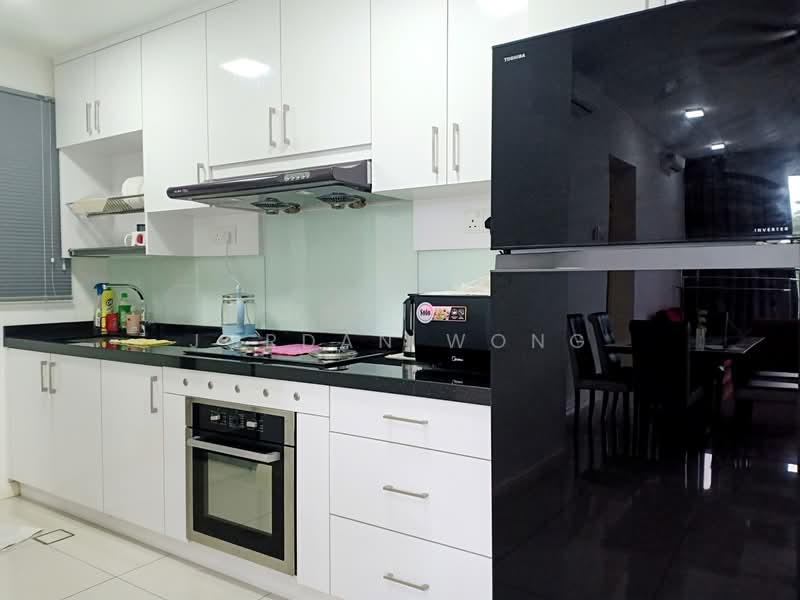 Condominium for Sale at The WaterEdge (Pinggiran Air) - Jordan Wong - Kitchen - PropertyGuru.com.my