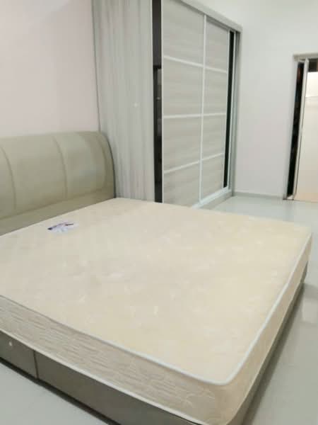 1-storey Terraced House for Rent in Taman Pelangi (Johor Bahru) - Samantha Tang - Bedroom - PropertyGuru.com.my