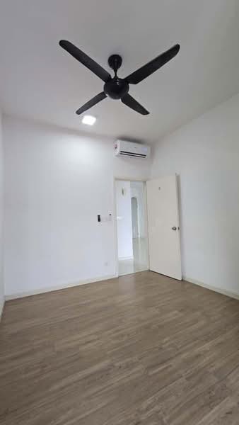 Condominium for Sale at Casa Green - Sharon Khong - Bedroom - PropertyGuru.com.my