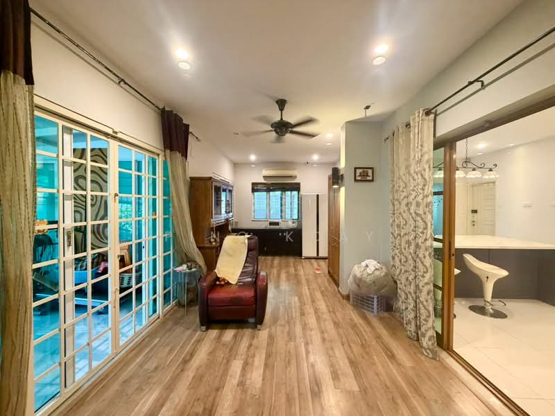 Semi-Detached House for Rent in Tanjung Bungah (Penang) - Ping Koay - Living Room - PropertyGuru.com.my