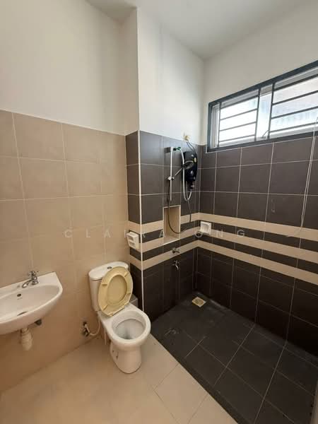 2-storey Terraced House for Rent in Bukit Indah (Iskandar Puteri (Nusajaya)) - Claira Ong - Bathroom - PropertyGuru.com.my