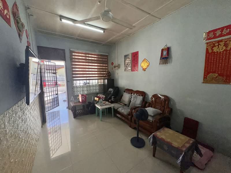 Taman Universiti untuk Untuk Dijual - RM 550,000, Apr 2026 - Living Room - PropertyGuru.com.my