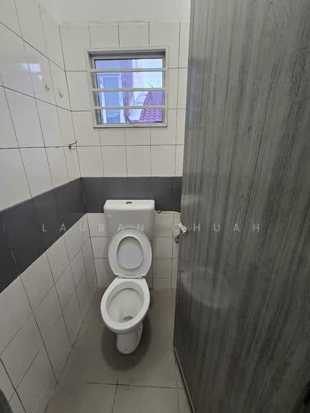 2-storey Terraced House for Rent in Petaling Jaya (Selangor) - Lauran Chuah - Bathroom - PropertyGuru.com.my